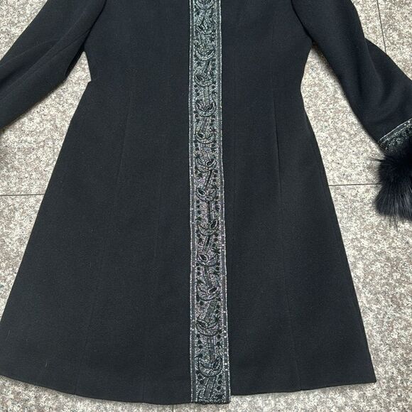 St. John Cashmere and Fox fur trim Coat - Picture 2 of 15